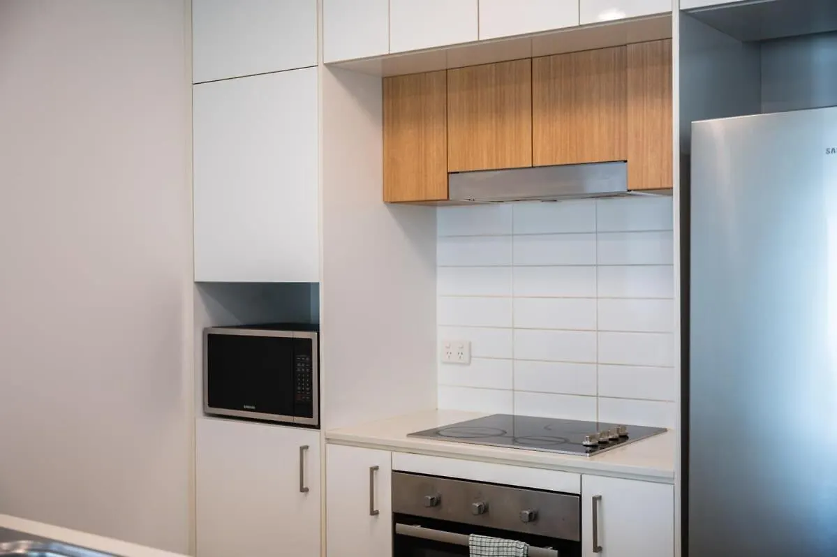 Tranquil 2-Bed Inner City Retreat With Parking بريزبين