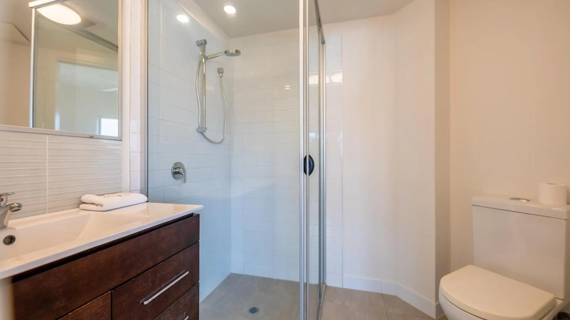 Apartment Tranquil 2-Bed Inner City Retreat With Parking Brisbane Australia